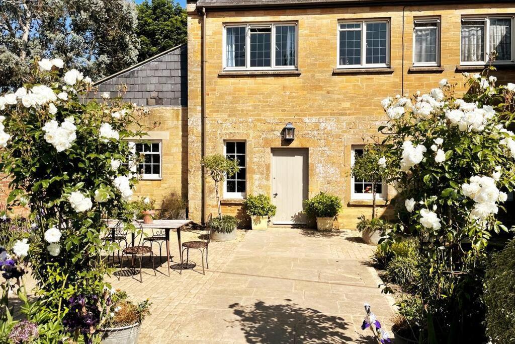 Escape To Ash House 18Th Century Manor In Somerset マートック エクステリア 写真