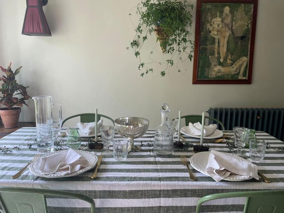 Escape To Ash House 18Th Century Manor In Somerset マートック エクステリア 写真