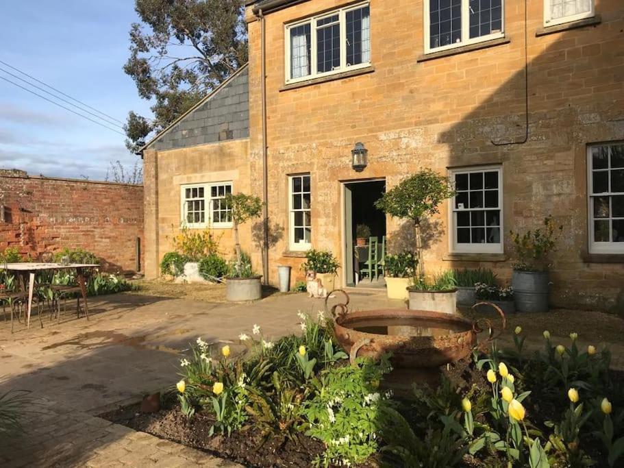 Escape To Ash House 18Th Century Manor In Somerset マートック エクステリア 写真